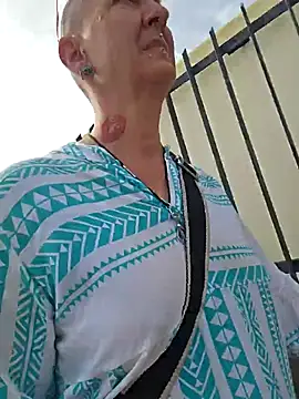 Emma Milf25 online show from November 26, 12:50 pm