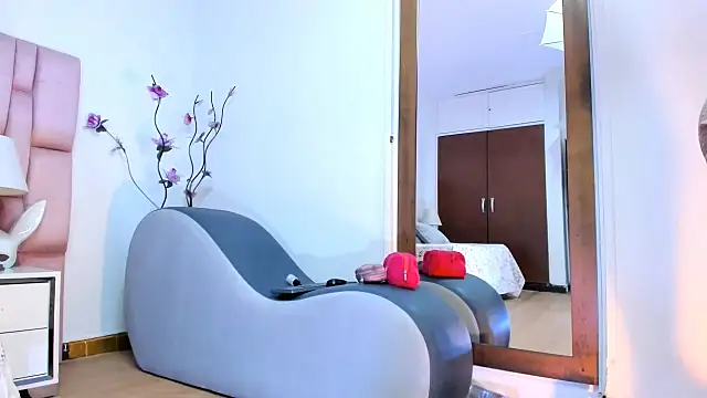 kamii arias online show from March 21, 12:21 pm