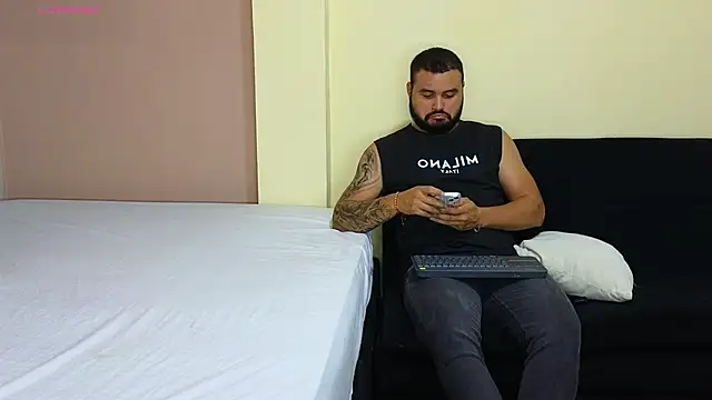 khalidferrer online show from October 16, 2:58 am