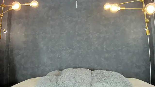 zephyra-angels online show from December 3, 2:36 am