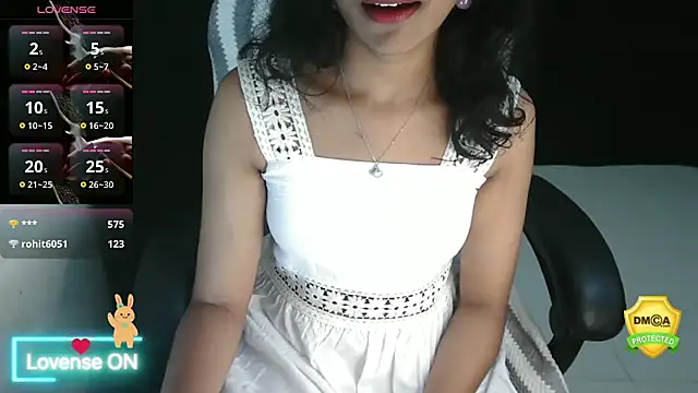 fullmoan online show from October 24, 6:15 pm