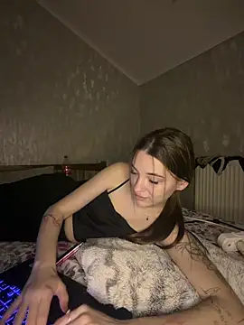 MrrKate online show from March 26, 12:02 am