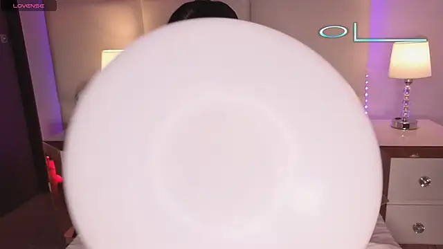 Amylewiss online show from November 8, 12:37 am