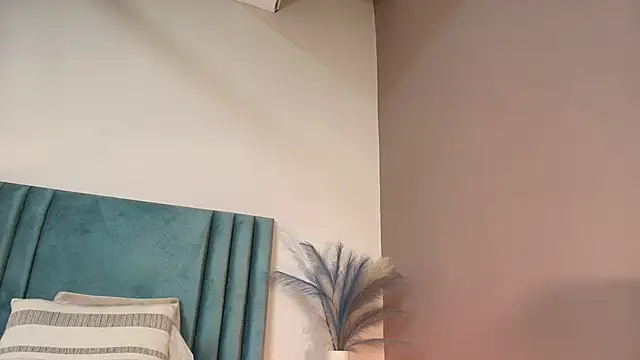 SeleneLujan online show from November 28, 11:57 am