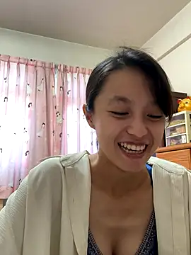 ladypaggy online show from December 1, 6:28 am