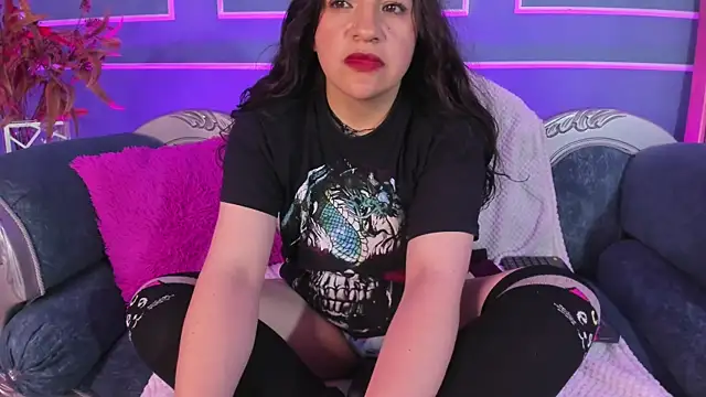 TaraTaylorr online show from October 1, 3:55 am