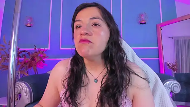 TaraTaylorr online show from September 12, 2:45 am