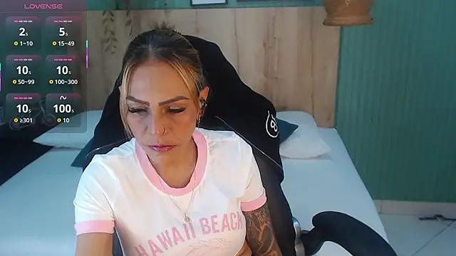 yessila parker online show from September 11, 1:50 am