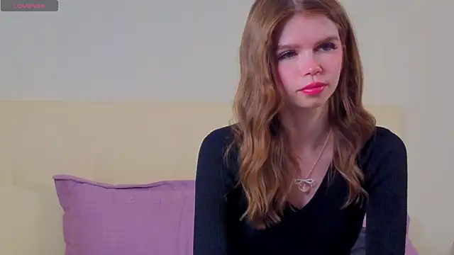 AmityDilley online show from October 26, 6:20 am