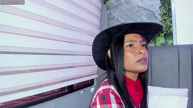 Fernanda liie  online show from October 14, 12:52 pm