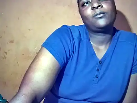 sexyhips2001 online show from October 5, 10:15 pm