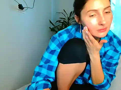 Irina9793 online show from June 3, 5:52 am