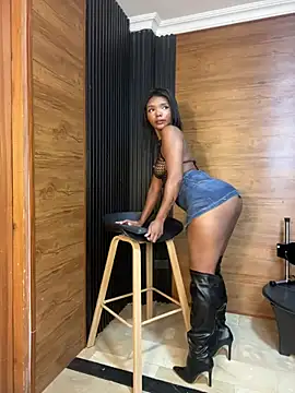 PinkyMoon online show from March 19, 4:17 am