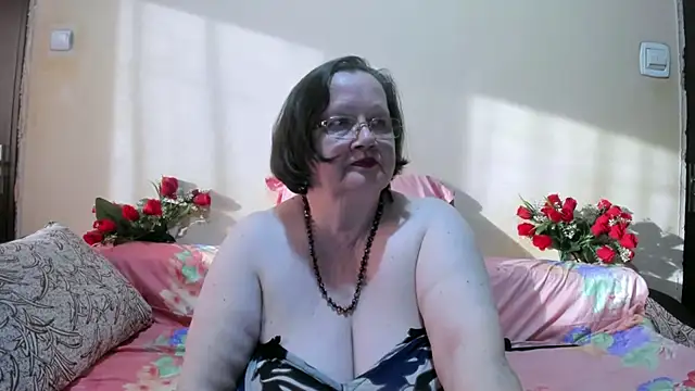SingleMILF online show from April 27, 4:04 pm
