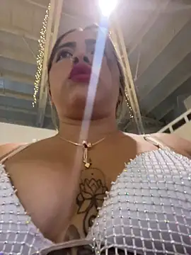 lunaxxx IAN11 online show from January 5, 10:46 pm