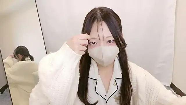 mami-pokoch online show from October 21, 1:48 pm