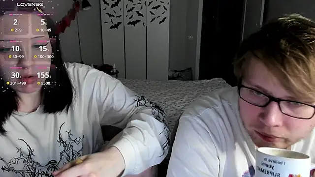 JayMollyy online show from March 27, 6:08 pm