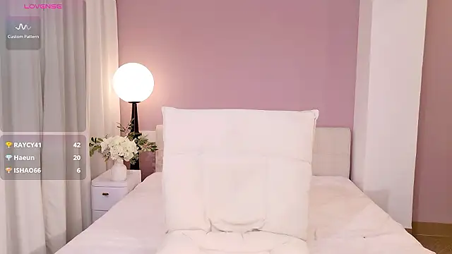 honey113 online show from March 17, 4:33 pm