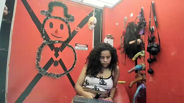 emma morgan 1 online show from November 26, 12:28 pm