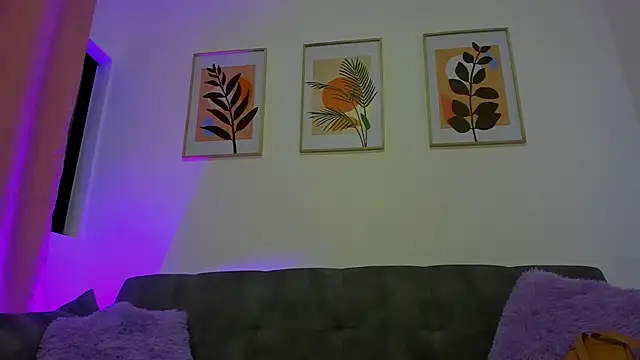 gaaby foxx online show from December 2, 1:46 pm