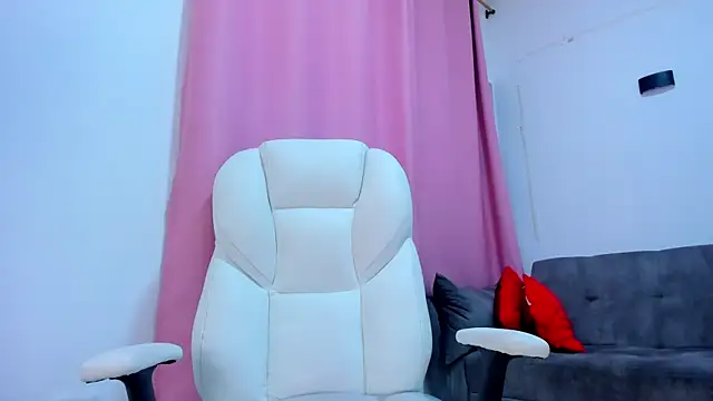 gaaby foxx online show from November 6, 2:12 pm