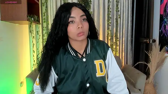 SarahLynn7 online show from February 2, 1:15 am