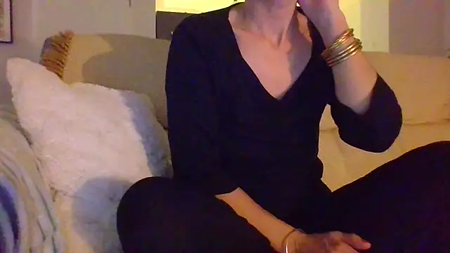 Valentinette online show from November 21, 9:17 pm