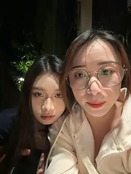 TOP yoyo online show from November 25, 1:24 pm