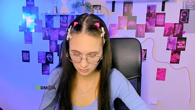 mona cloud online show from April 29, 7:41 pm