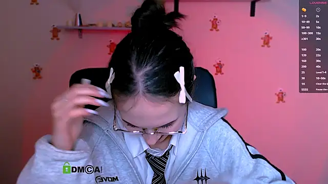 mona cloud online show from January 7, 8:12 pm