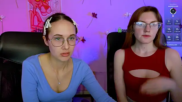 mona cloud online show from May 31, 7:15 pm