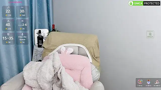 Dewluna online show from November 27, 1:14 pm