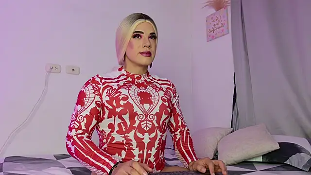 isahilton1 online show from October 15, 10:23 pm