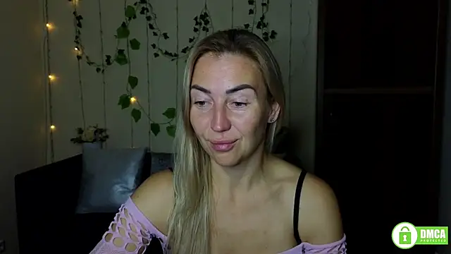 Kiss julli88I online show from September 29, 5:51 pm