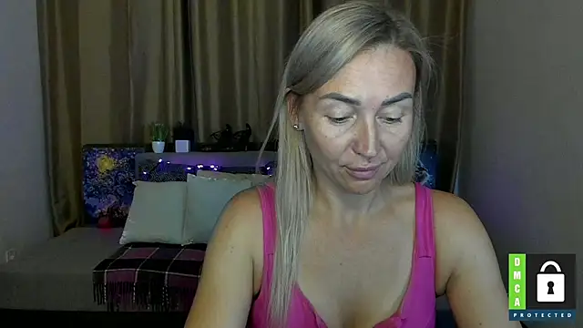 Kiss julli88I online show from September 23, 5:22 pm