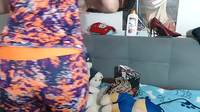 Amala Hott online show from November 30, 11:53 pm