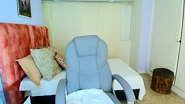 sharon rosse   online show from October 31, 7:29 pm