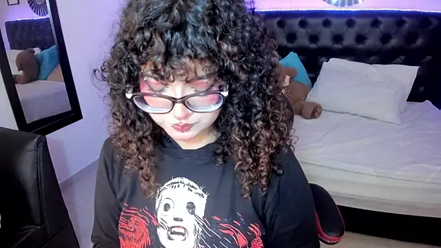  Lilly miller online show from April 8, 10:12 pm