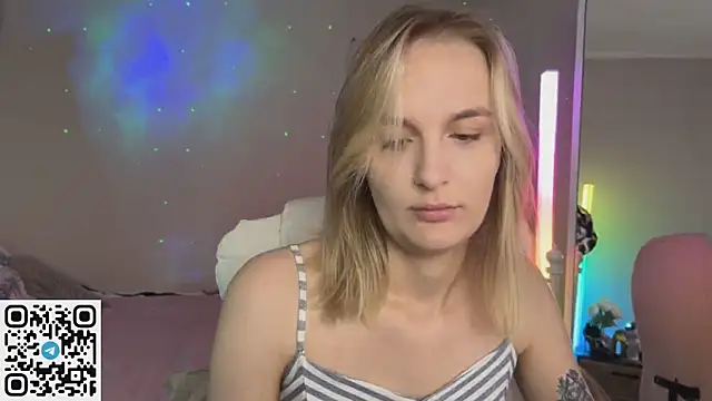  Vikky Moon  online show from July 2, 12:54 am