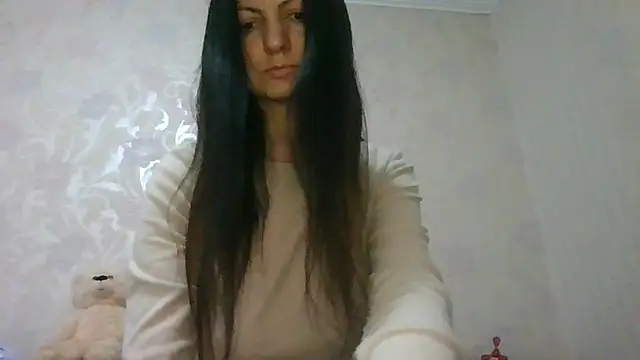 AliseWats online show from May 18, 8:37 pm
