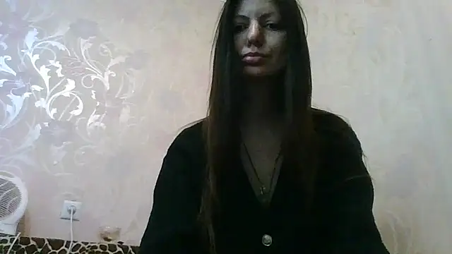 AliseWats online show from October 8, 1:04 pm