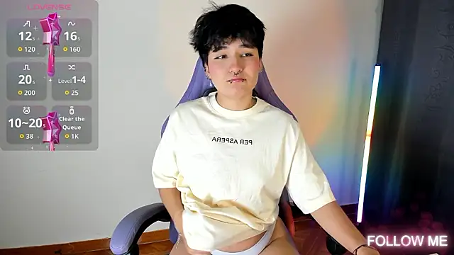 emma cute7 online show from February 4, 7:22 am