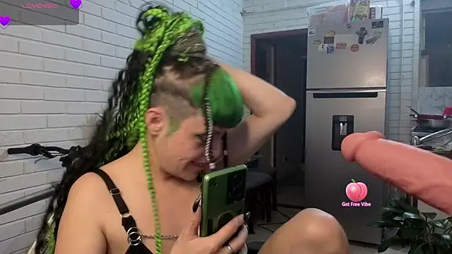 freyaa sorcerees online show from September 19, 2:43 am