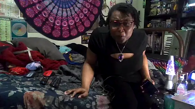 GardeniaFields online show from January 7, 4:05 am