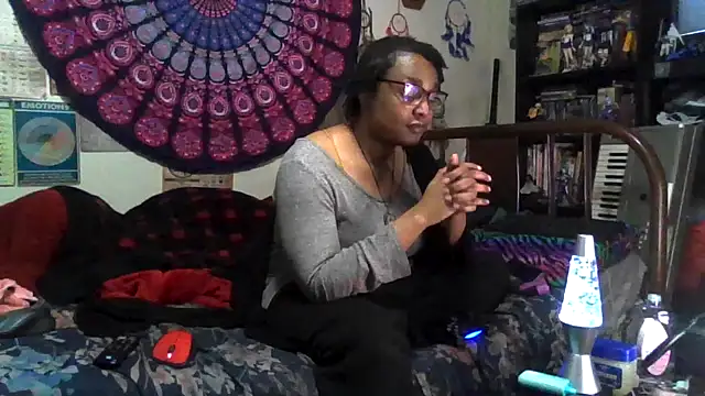 GardeniaFields online show from November 15, 6:58 am