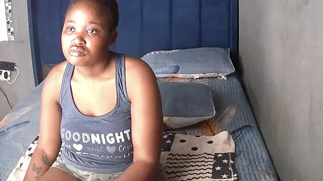 SexyShybarbie online show from January 14, 7:57 am