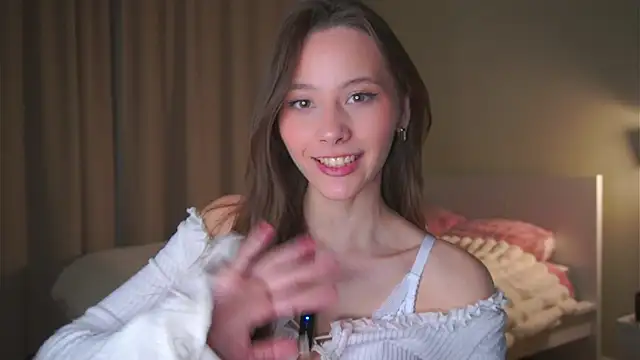 EditaBails online show from March 27, 7:36 pm