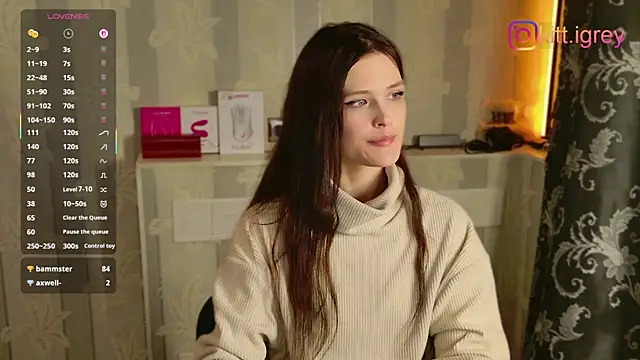 KittiGrey online show from January 12, 9:36 am