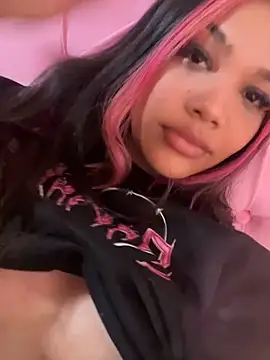 exoticutie online show from February 11, 9:05 pm