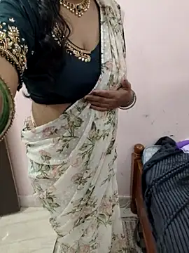 priya 00143 online show from July 24, 9:29 am